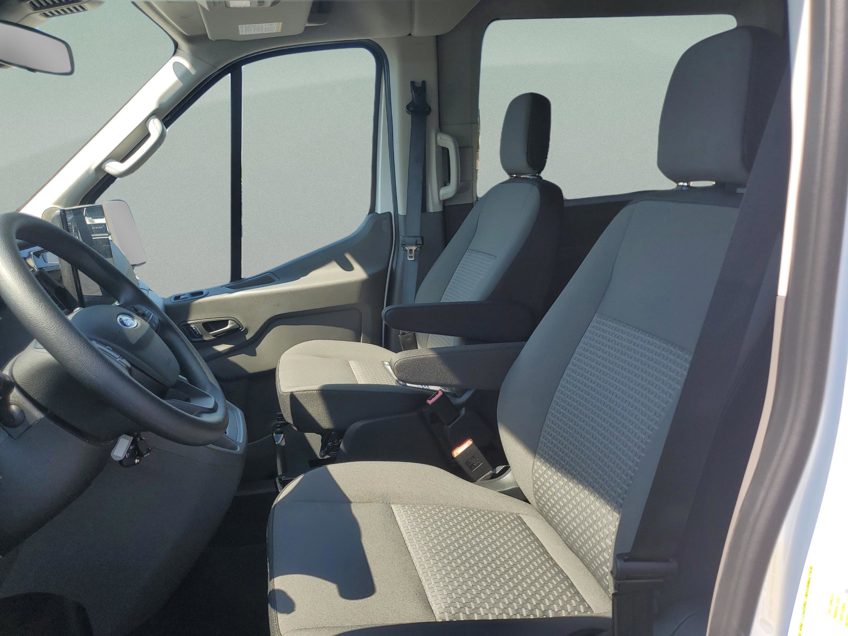 New 2025 Ford Transit 350 XLT RWD image 10