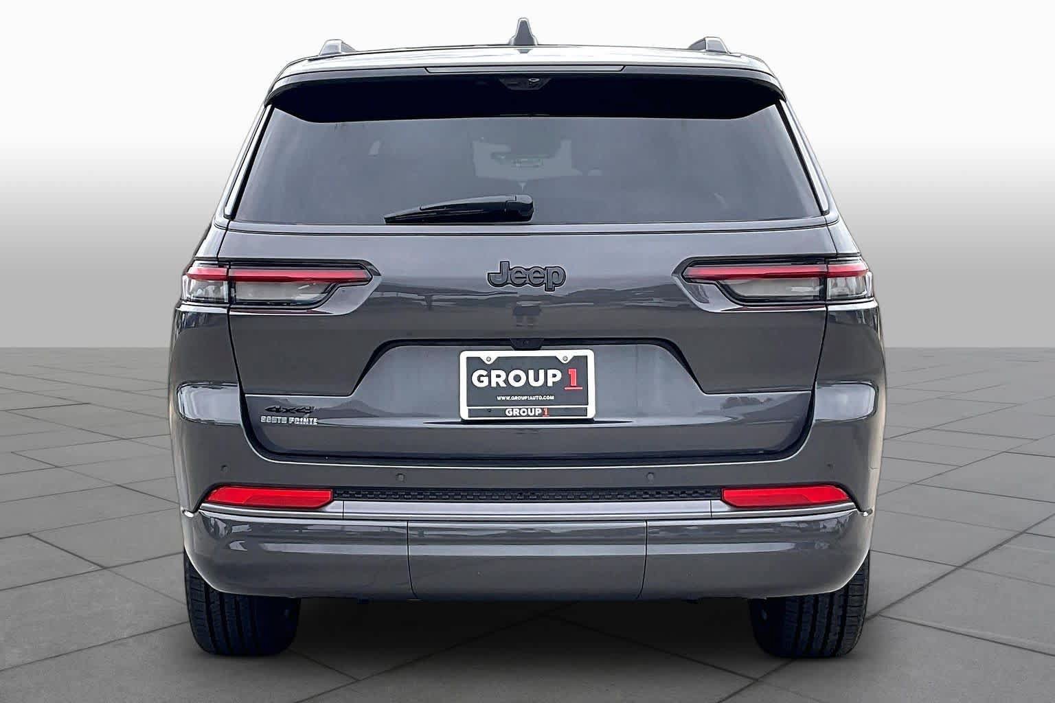 New 2026 Jeep Grand Cherokee L Limited AWD/4WD image 4