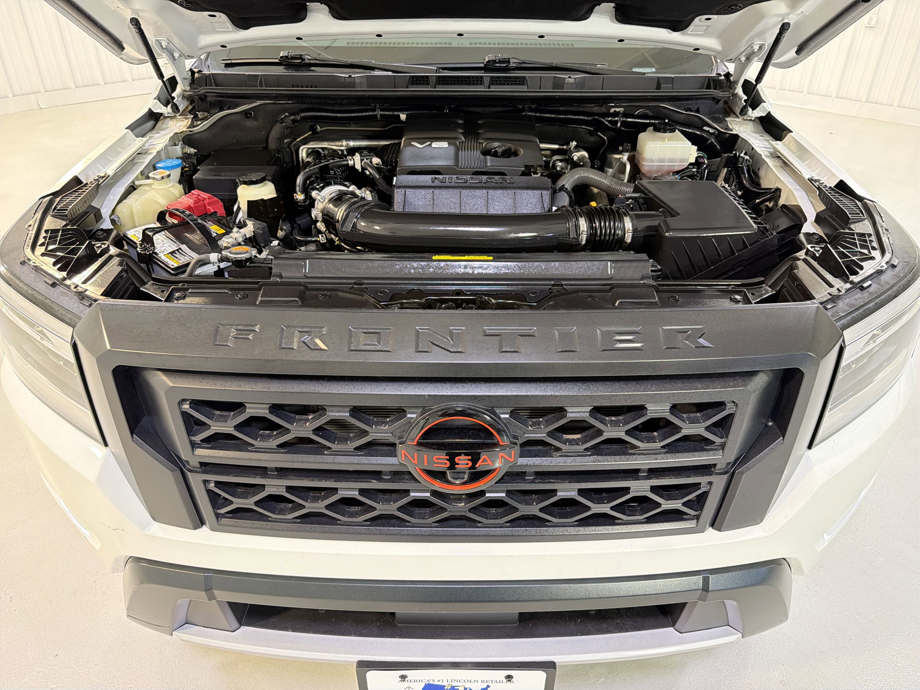 Used 2022 Nissan Frontier Pro-X RWD image 30