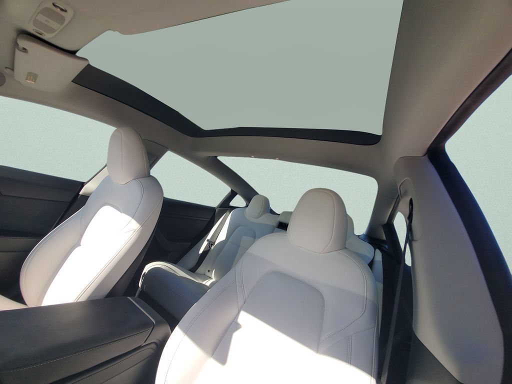 Used 2023 Tesla Model 3 Standard Range RWD image 17