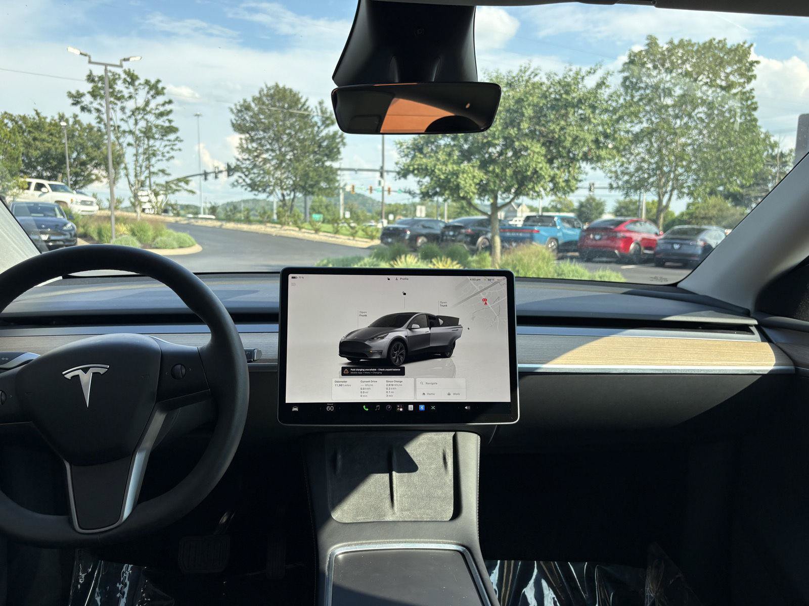 Used 2024 Tesla Model Y Long Range AWD/4WD image 20