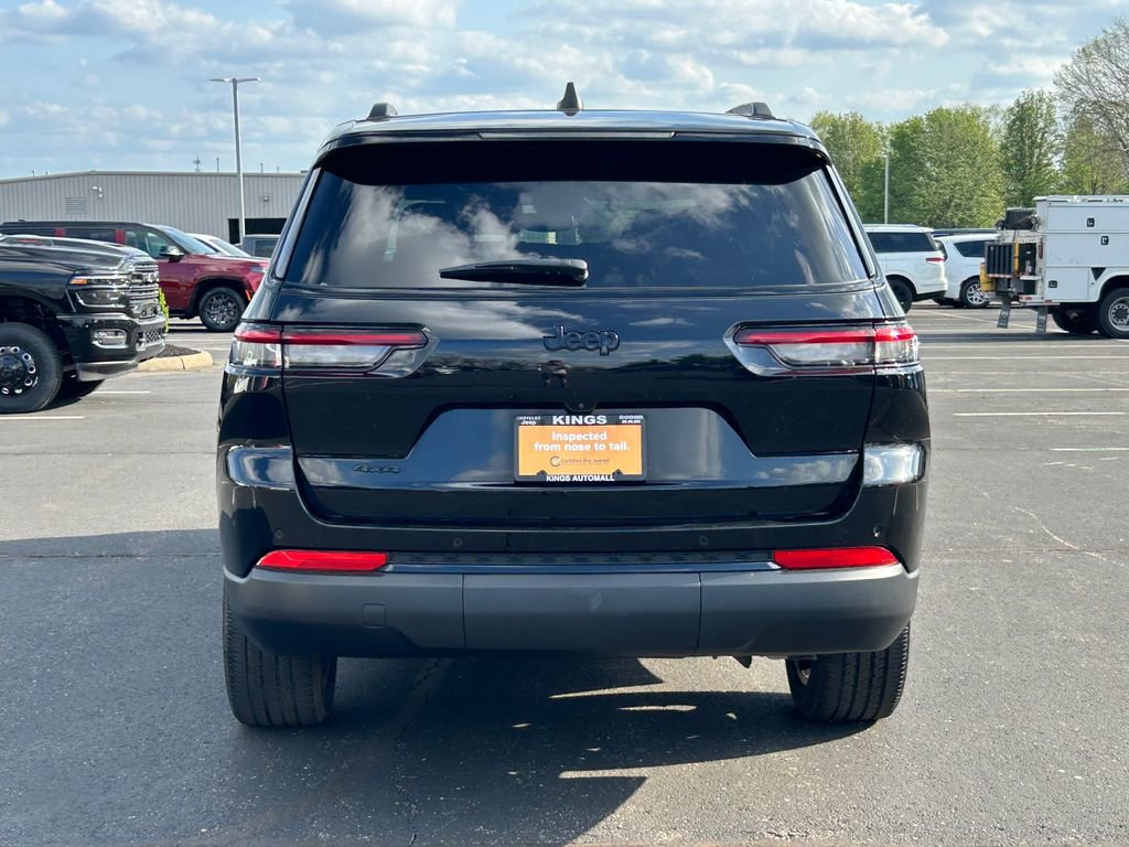 Certified 2023 Jeep Grand Cherokee L Laredo AWD/4WD image 6