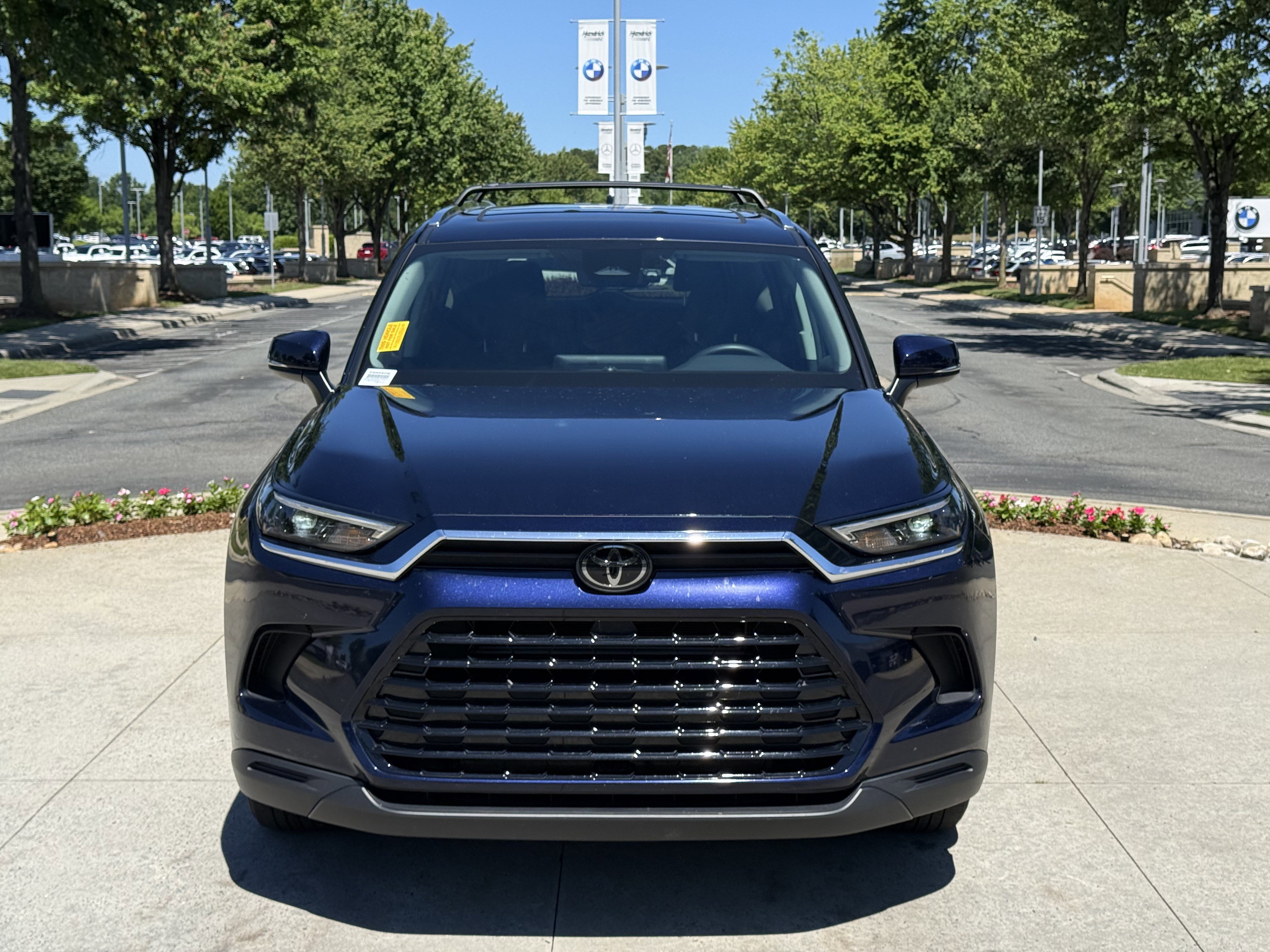 Used 2024 Toyota Grand Highlander AWD Hybrid image 3