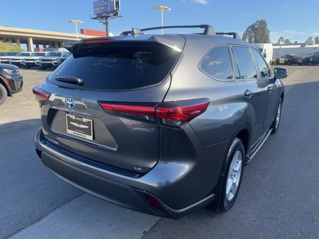 Used 2023 Toyota Highlander LE image 6