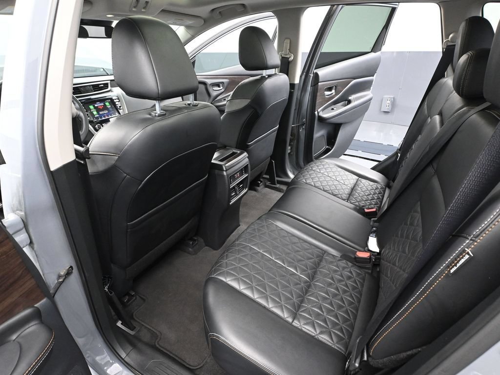 Used 2024 Nissan Murano Platinum AWD/4WD image 40