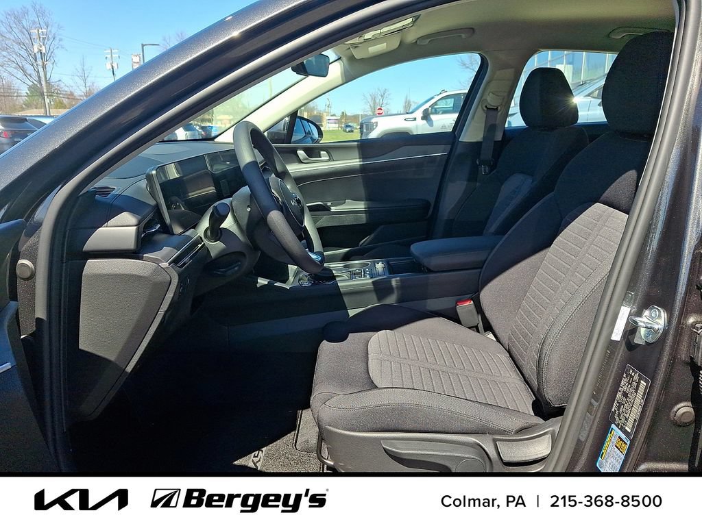 New 2026 Kia K5 LXS FWD image 10