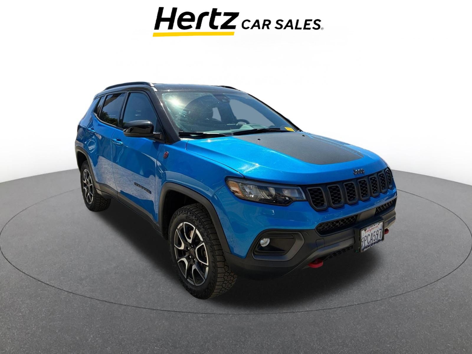 Used 2025 Jeep Compass Trailhawk AWD/4WD image 1
