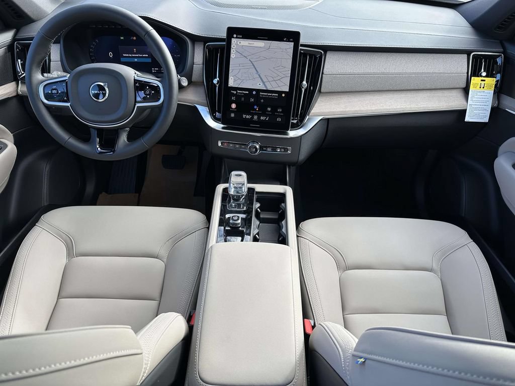 New 2026 Volvo XC90 T8 Plus w/ Protection Package Premier AWD/4WD image 2