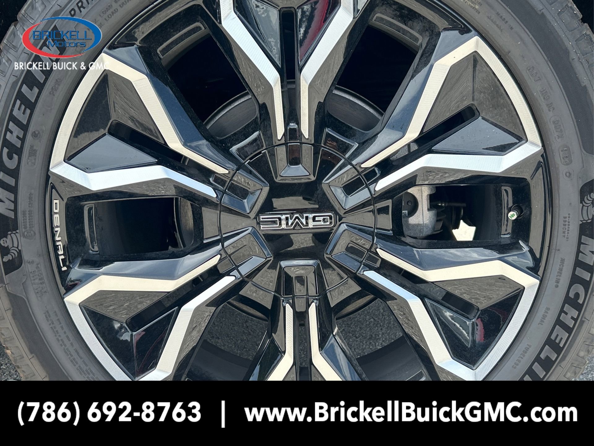 New 2025 GMC Sierra EV Denali image 12