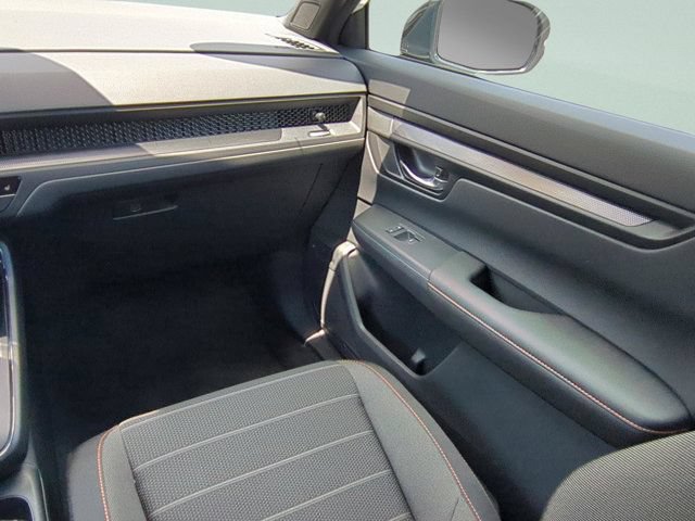 Used 2025 Honda CR-V Sport image 13