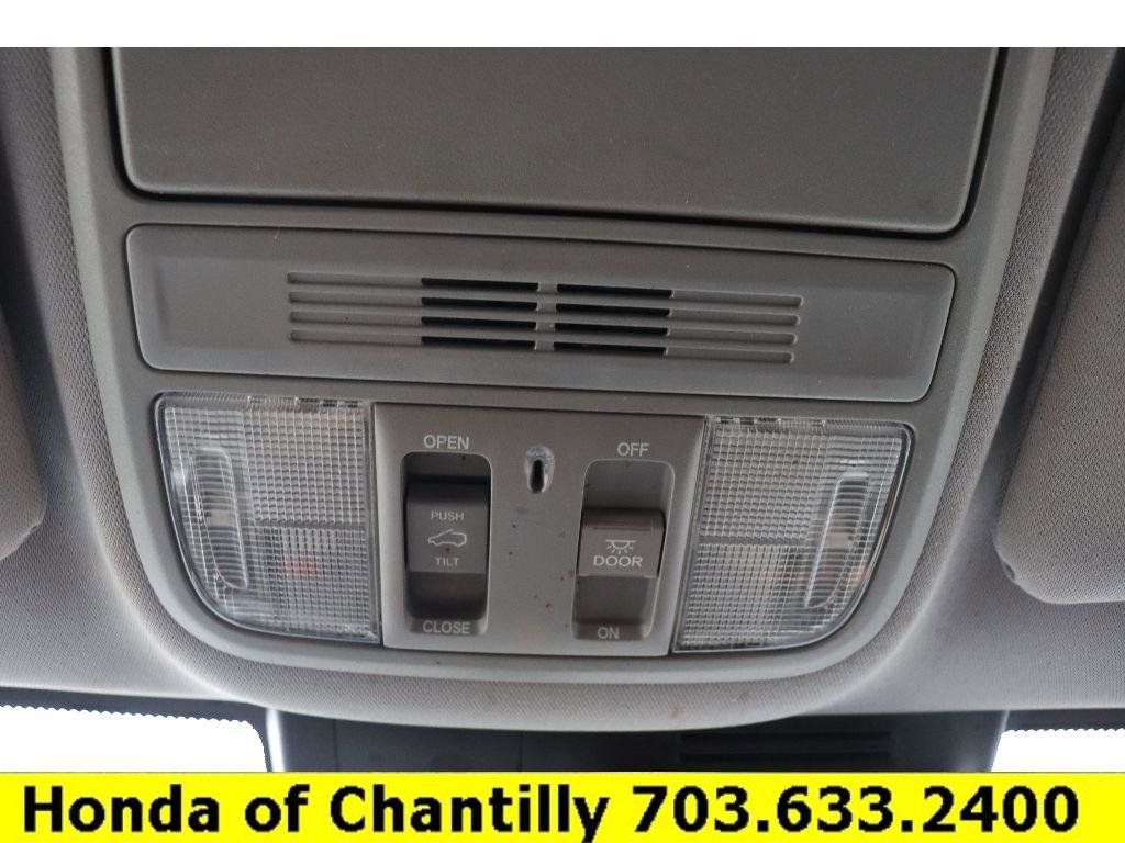 Used 2019 Honda CR-V EX image 18