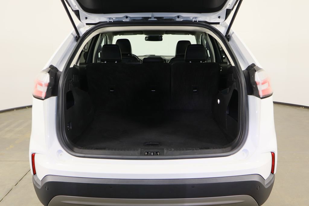 Used 2023 Ford Edge SEL image 18