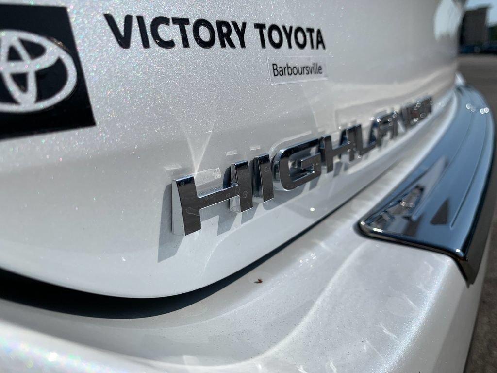 New 2026 Toyota Highlander Limited AWD/4WD image 35