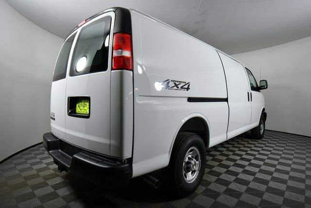 New 2025 Chevrolet Express 3500 Extended w/ Driver Convenience Package image 11