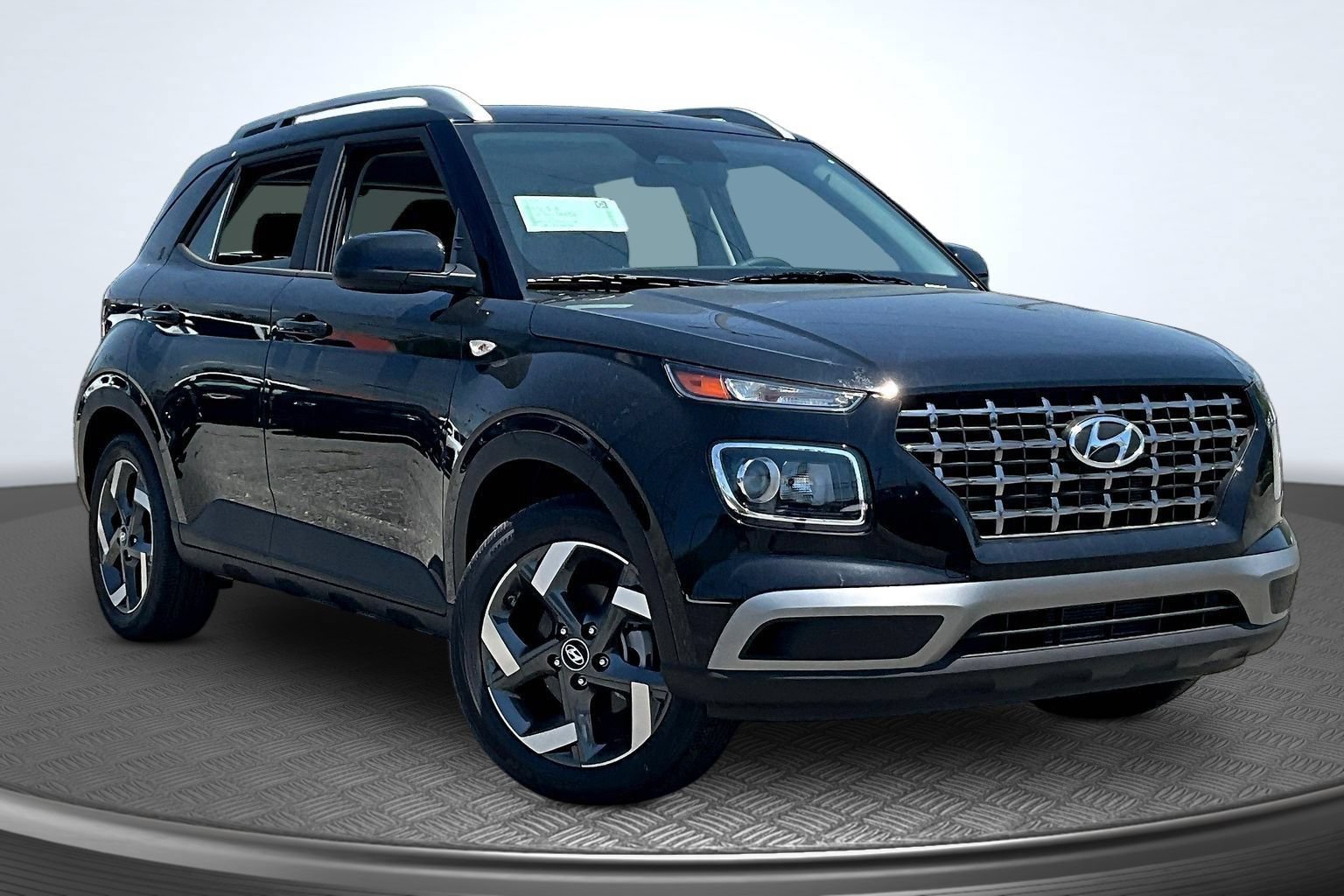 New 2026 Hyundai Venue SEL FWD image 3
