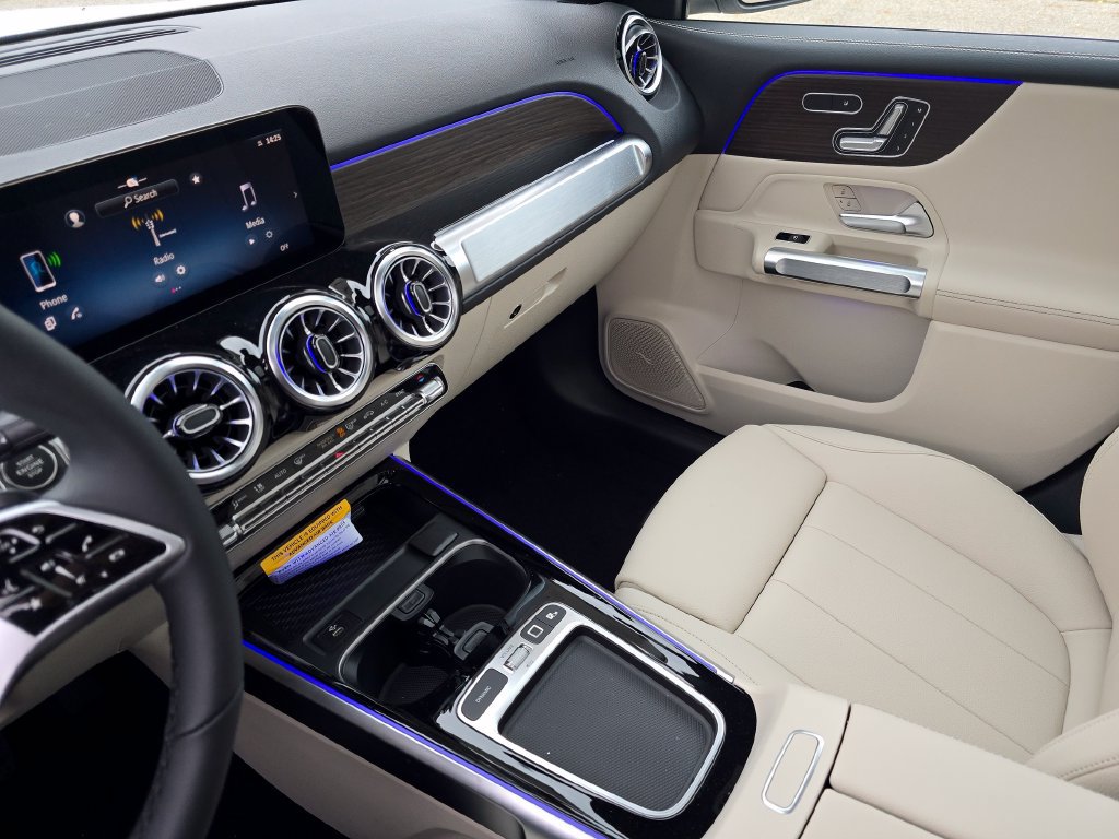 New 2026 Mercedes-Benz GLB 250 4MATIC image 28