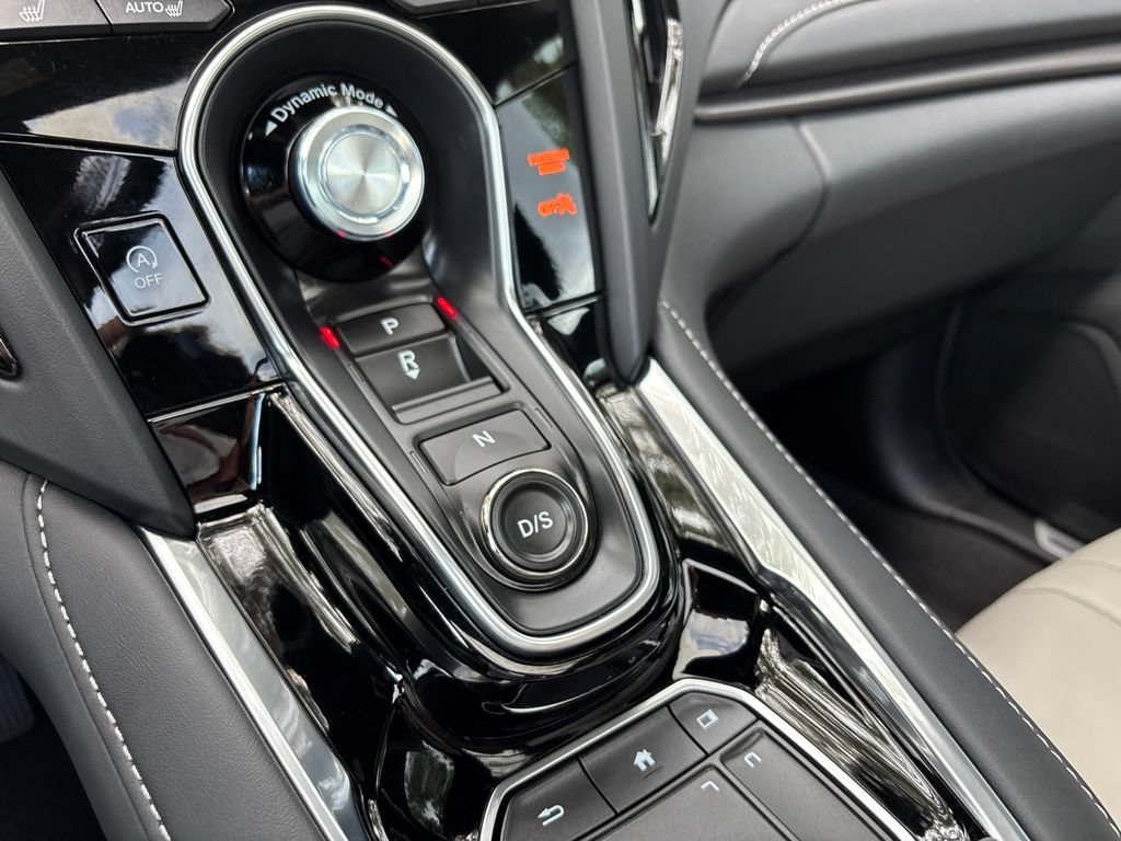 Used 2025 Acura RDX SH-AWD image 31