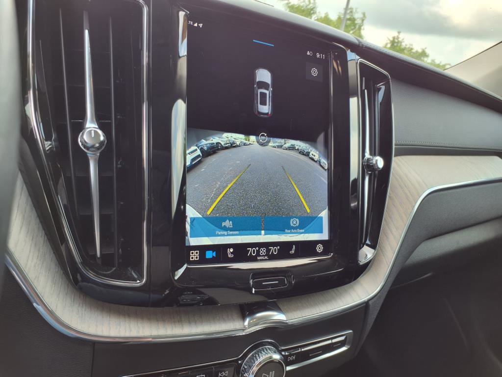 Used 2022 Volvo XC60 B6 Inscription w/ Advanced Package image 21