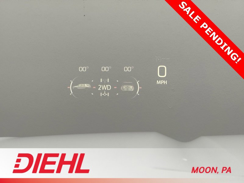 Used 2024 GMC Yukon AT4 w/ AT4 Premium Package image 33