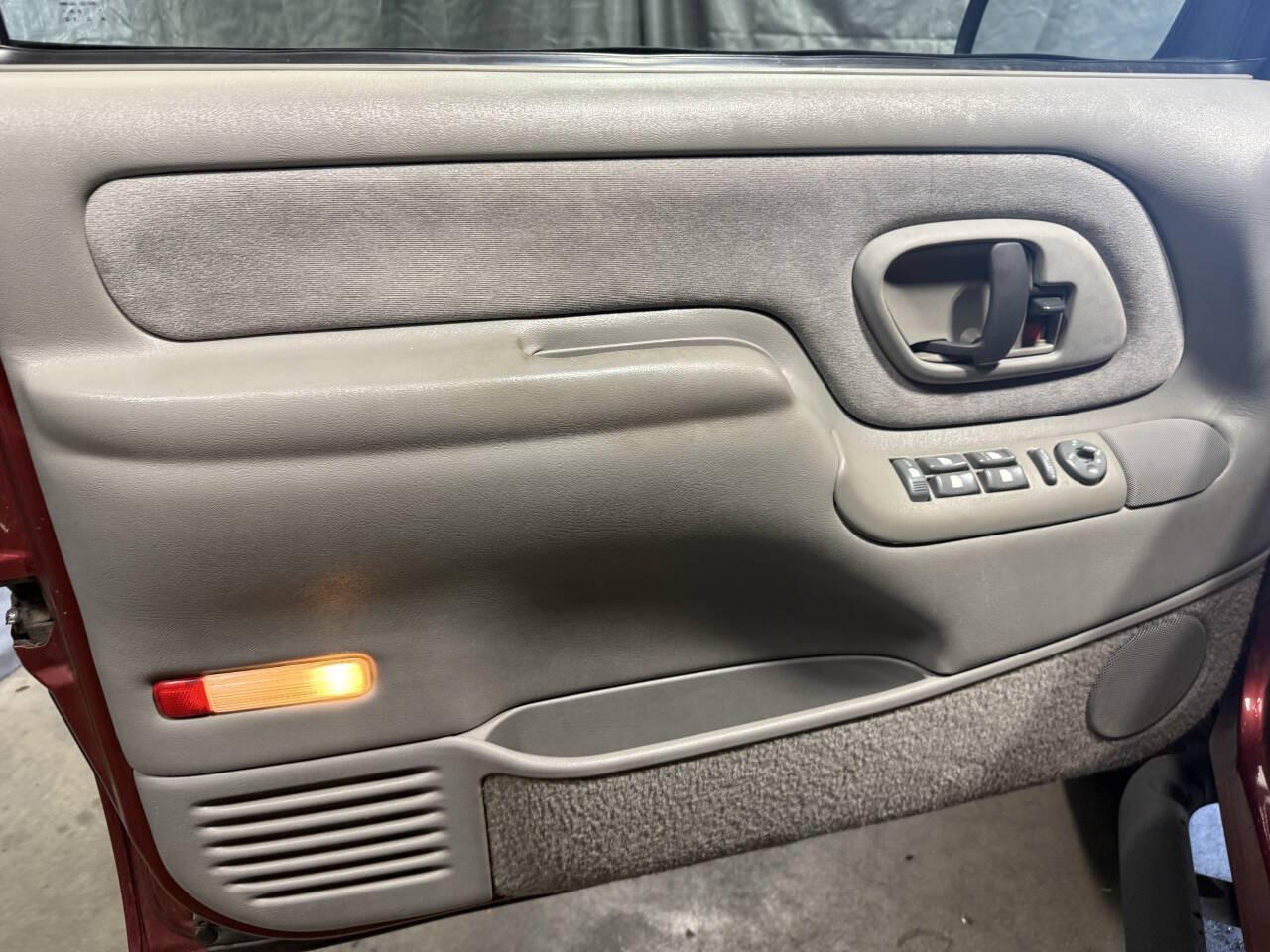 Used 1999 Chevrolet Tahoe Z71 AWD/4WD image 18