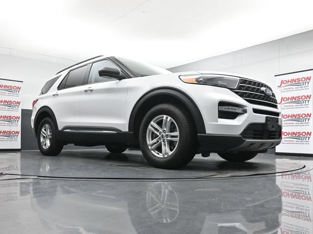 Certified 2024 Ford Explorer XLT w/ Equipment Group 202A AWD/4WD image 29