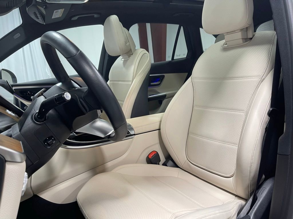 Certified 2024 Mercedes-Benz GLC 300 4MATIC image 22