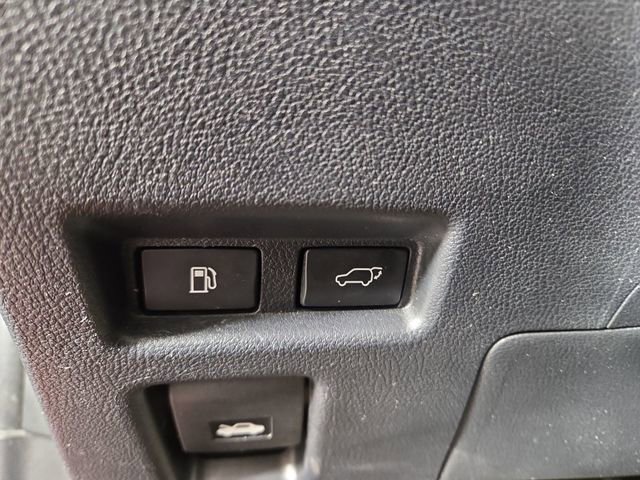 Used 2020 Lexus UX 250h w/ Premium Package image 27