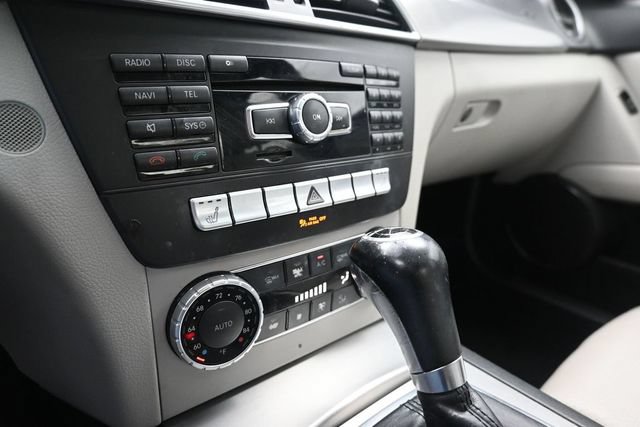 Used 2014 Mercedes-Benz C 250 Sedan image 29