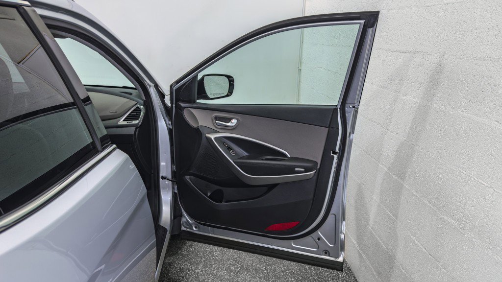 Used 2016 Hyundai Santa Fe Sport w/ Option Group 02 image 18