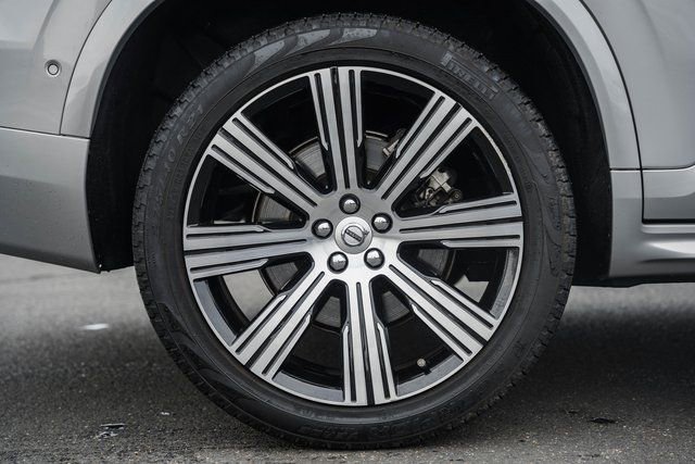 Certified 2023 Volvo XC90 B6 Ultimate w/ Protection Package Premier image 19