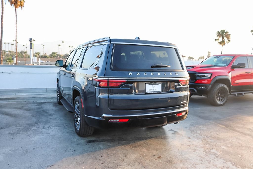 Used 2024 Jeep Wagoneer Series II AWD/4WD image 7