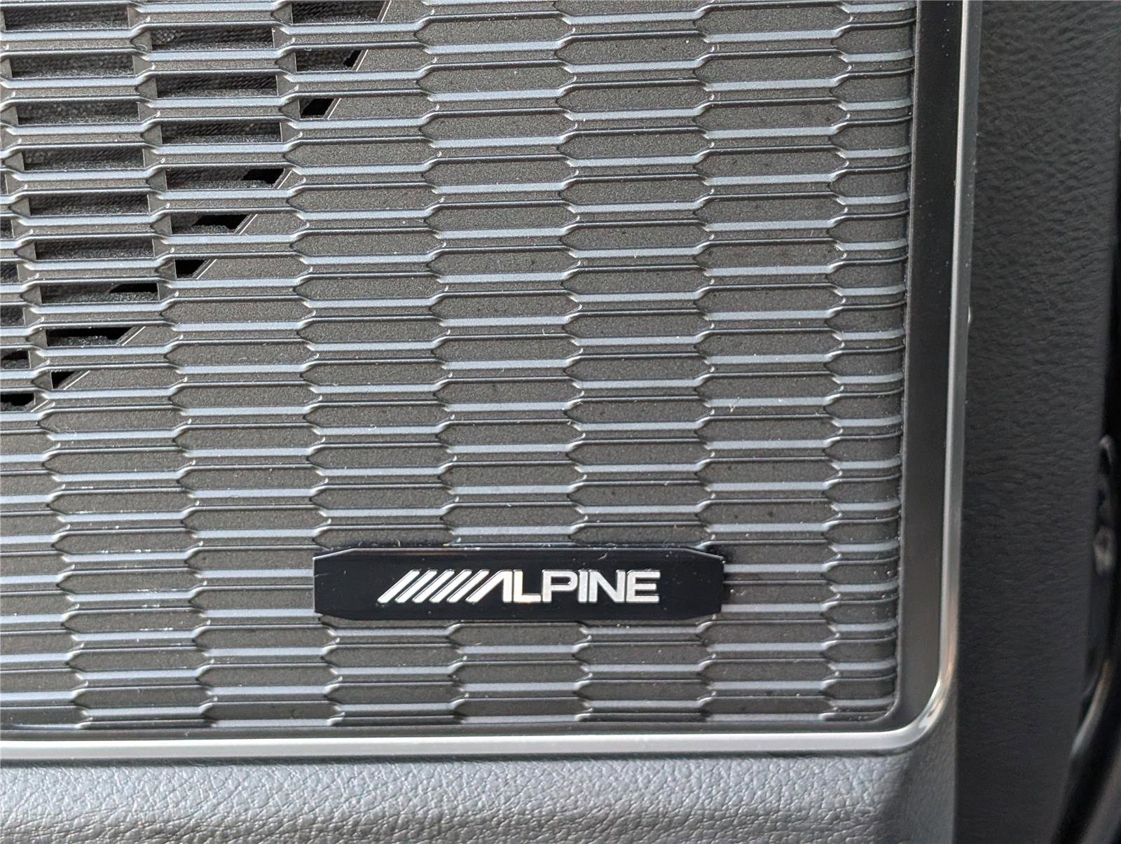 Used 2022 Jeep Grand Cherokee L Limited image 22