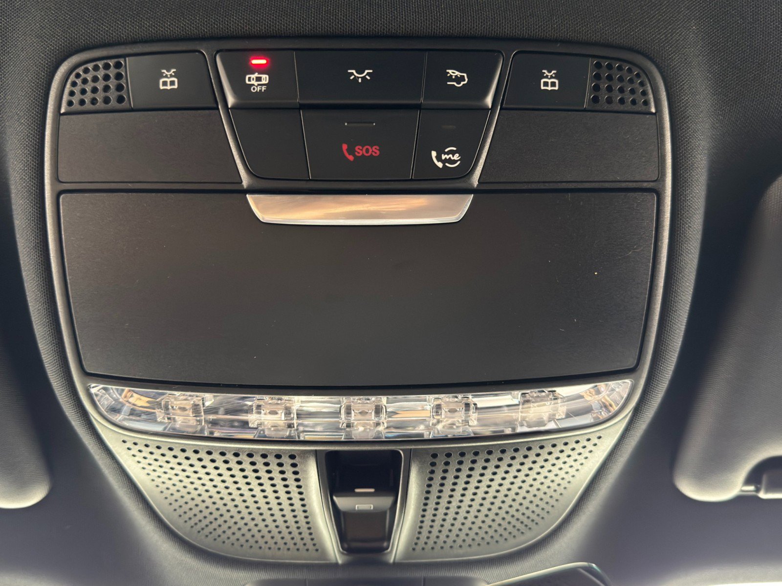 Used 2021 Mercedes-Benz E 350 Sedan w/ Premium Package image 37