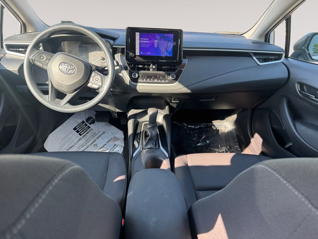 Used 2024 Toyota Corolla LE FWD image 10