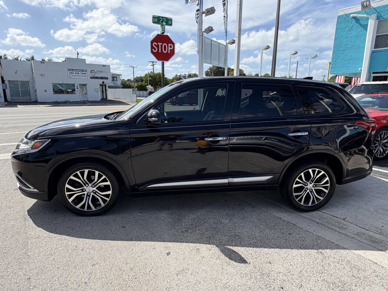 Used 2018 Mitsubishi Outlander LE FWD image 8