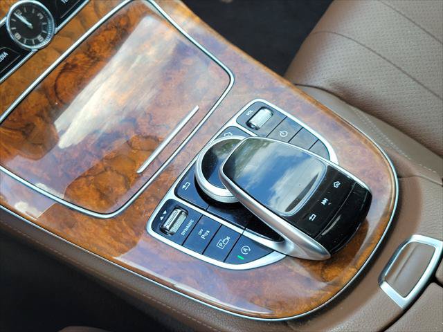 Used 2020 Mercedes-Benz E 350 Sedan w/ Parking Assistance Package image 31