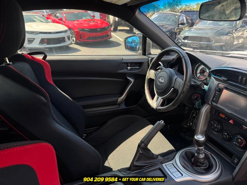 Used 2015 Scion FR-S RWD image 27