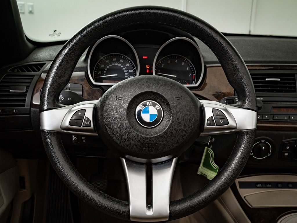 Used 2008 BMW Z4 3.0i image 44