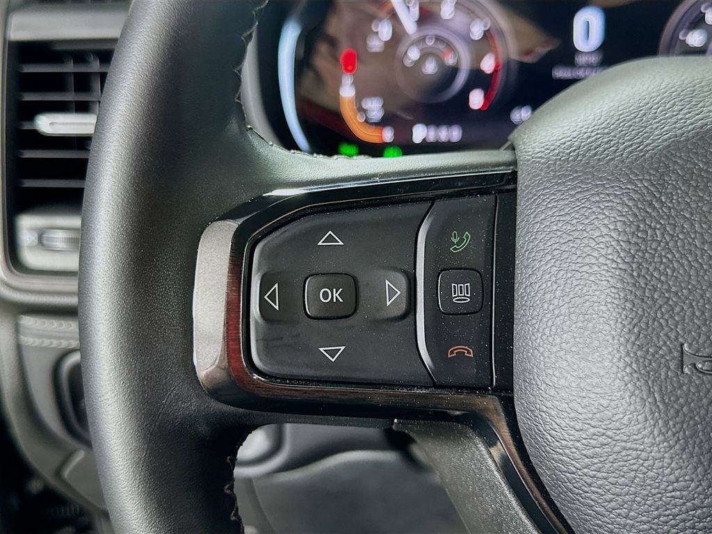 Used 2024 RAM 2500 Limited image 23