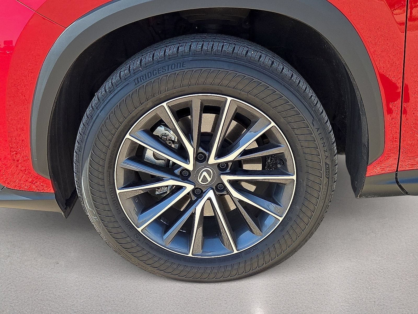 Used 2025 Lexus NX 250 FWD w/ Towing Package (2000 Lbs) image 10