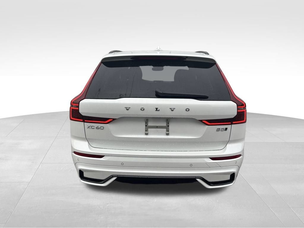 New 2026 Volvo XC60 B5 Plus w/ Climate Package AWD/4WD image 5