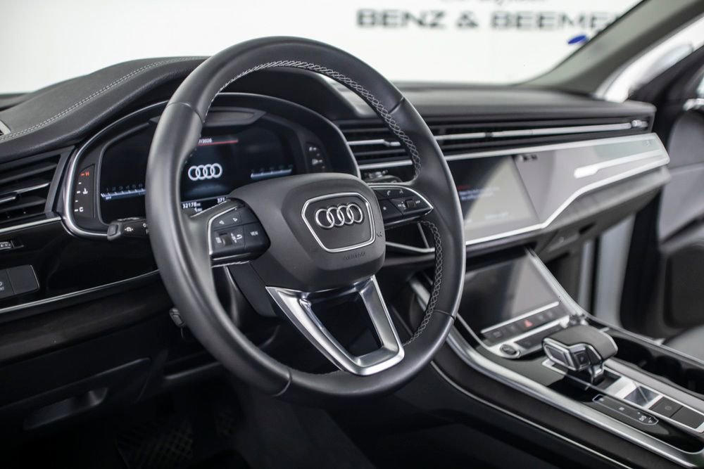 Used 2023 Audi Q8 Premium AWD/4WD image 21