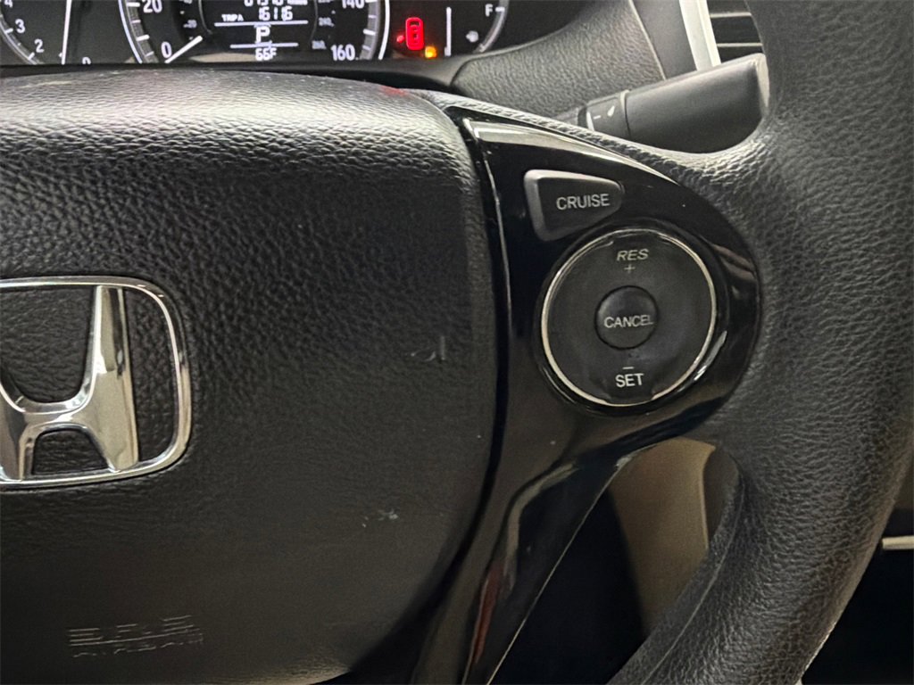 Used 2017 Honda Accord EX image 26