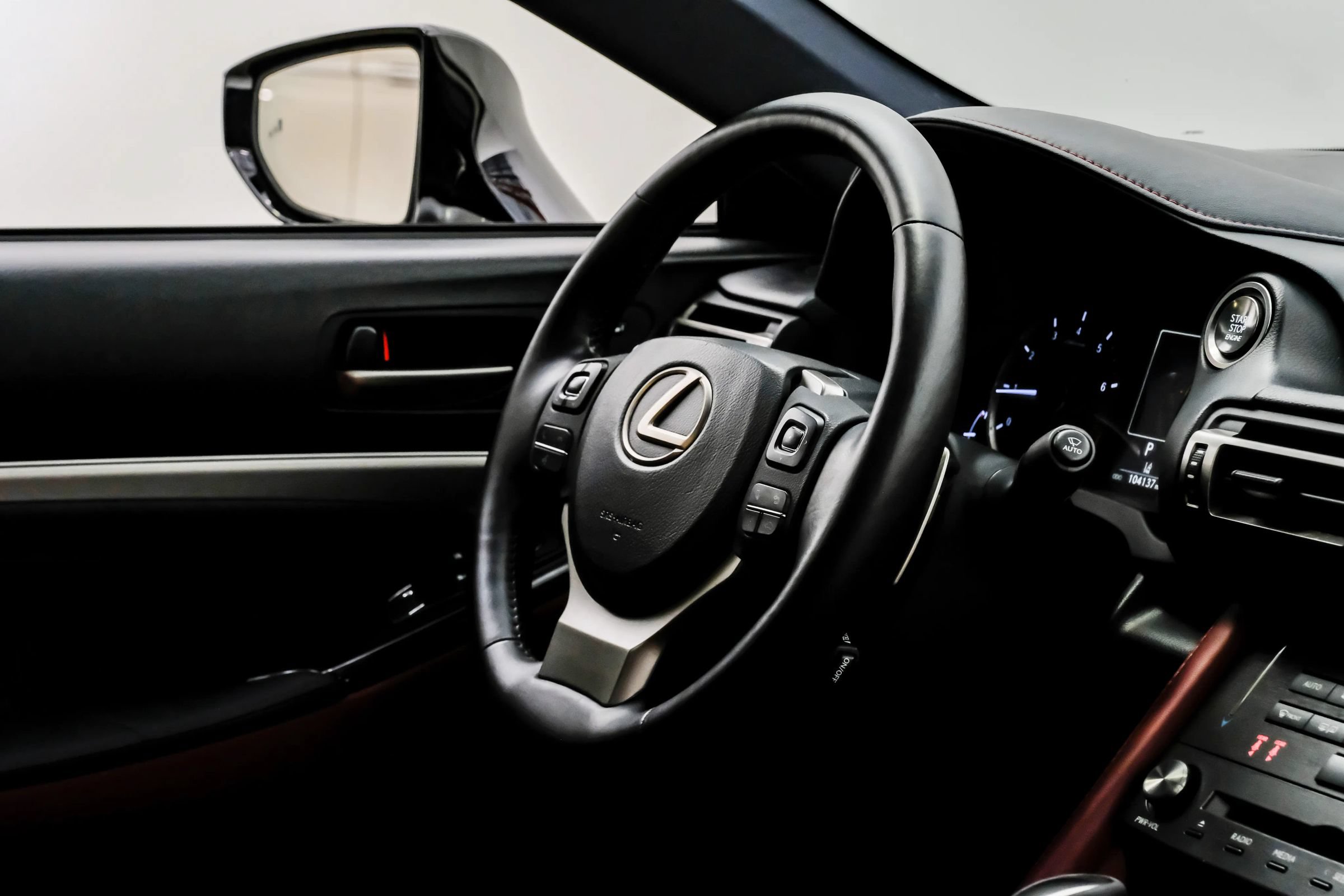 Used 2019 Lexus RC 300 AWD image 8