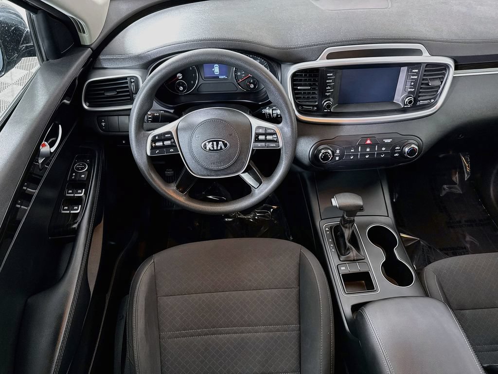 Used 2020 Kia Sorento FWD V6 image 3