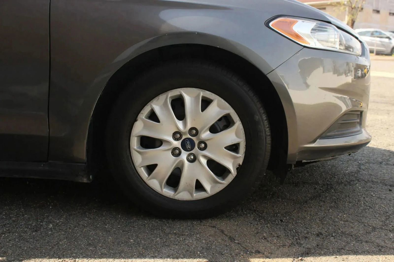 Used 2014 Ford Fusion S FWD image 8