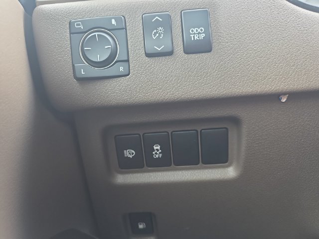 Used 2019 Lexus GX 460 Premium AWD/4WD image 27