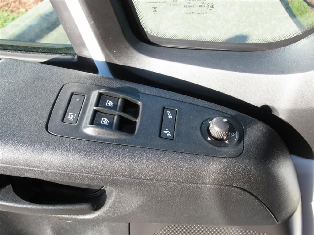 Used 2023 RAM ProMaster 3500 w/ Driver Convenience Group image 24