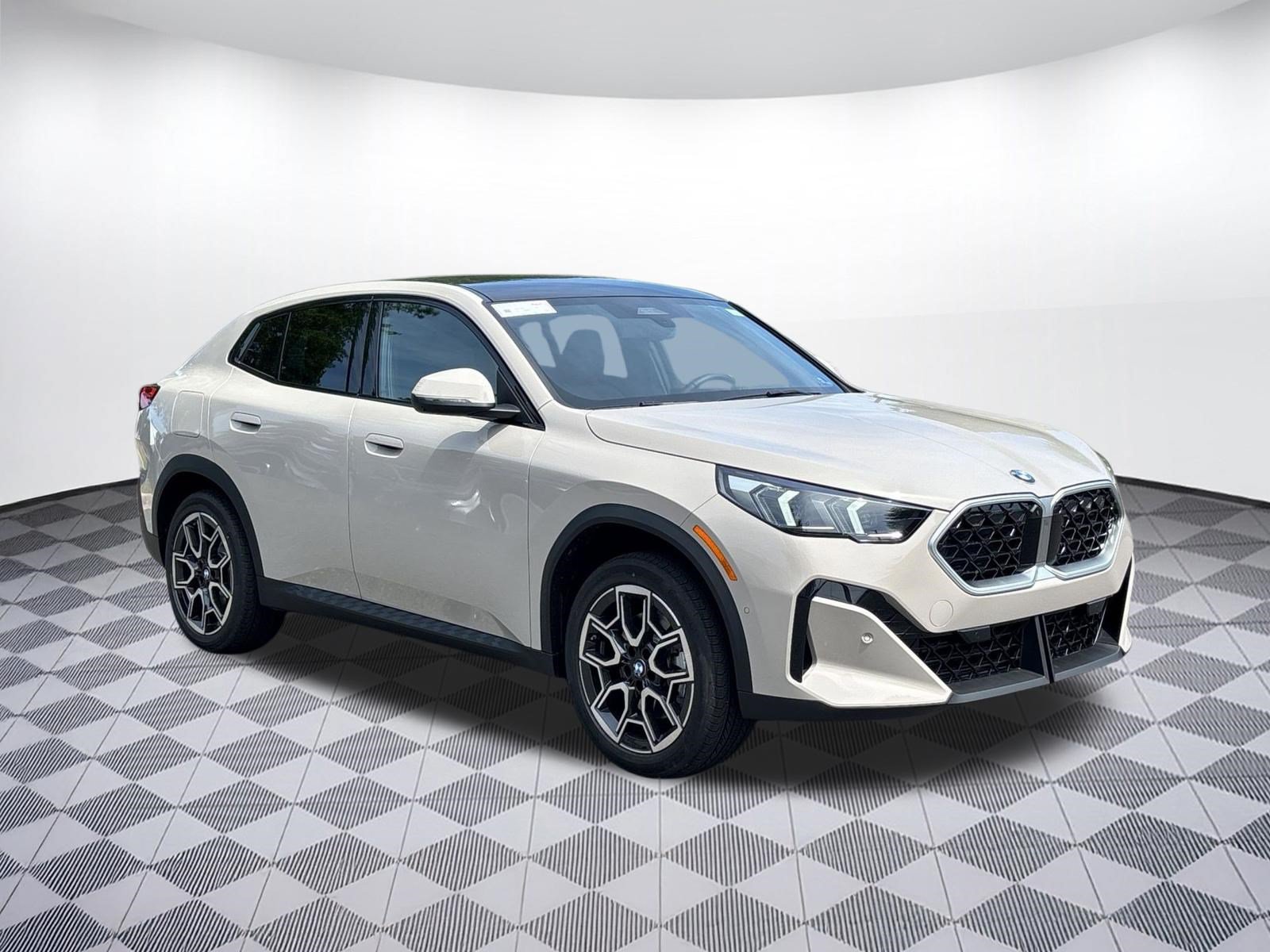 New 2026 BMW X2 xDrive28i w/ Technology Package AWD/4WD image 7