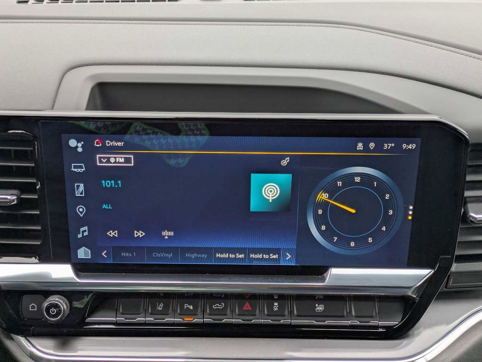 Used 2024 Chevrolet Silverado 3500 High Country w/ High Country Premium Package image 31